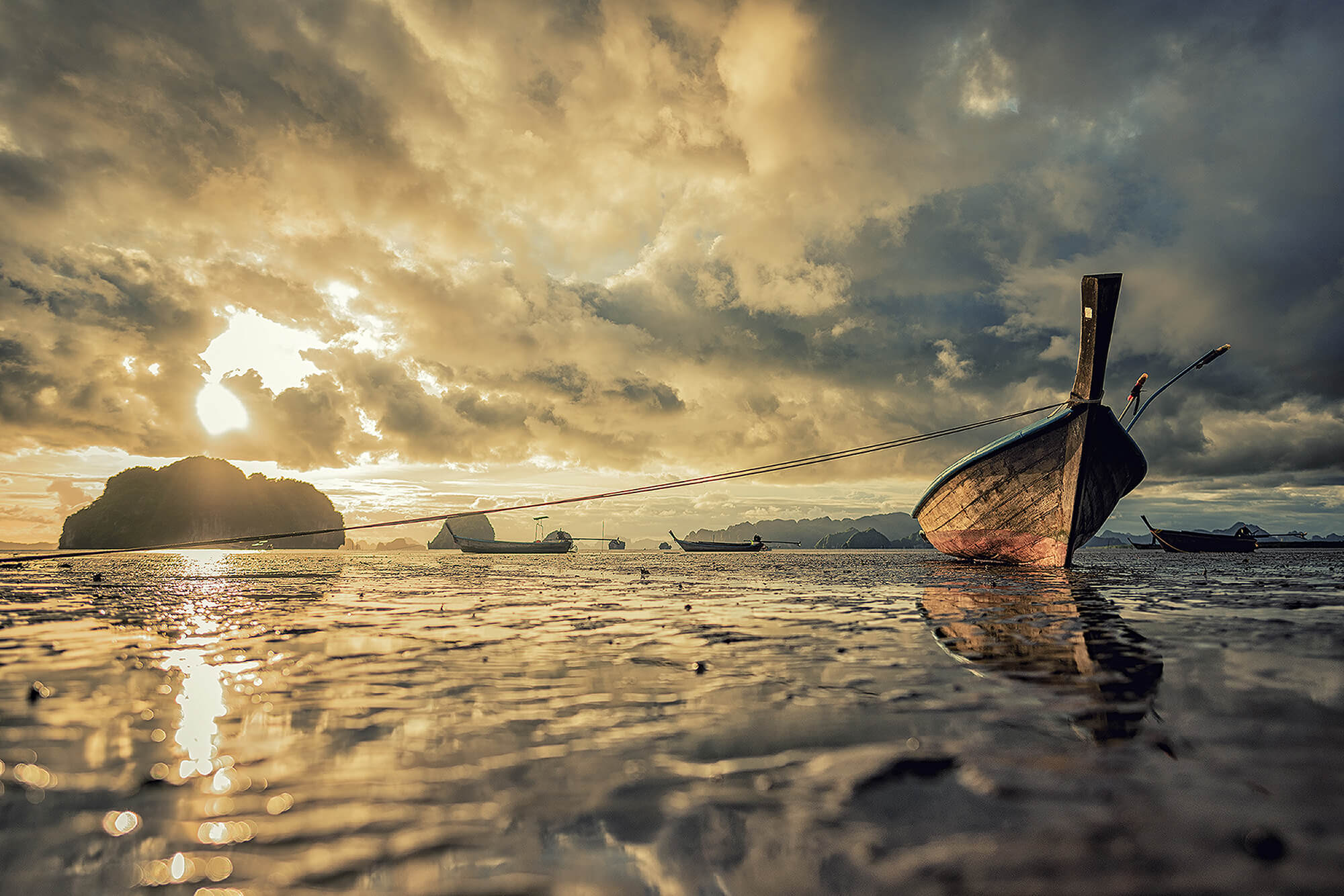 Long tail boat Ao Talen Krabi