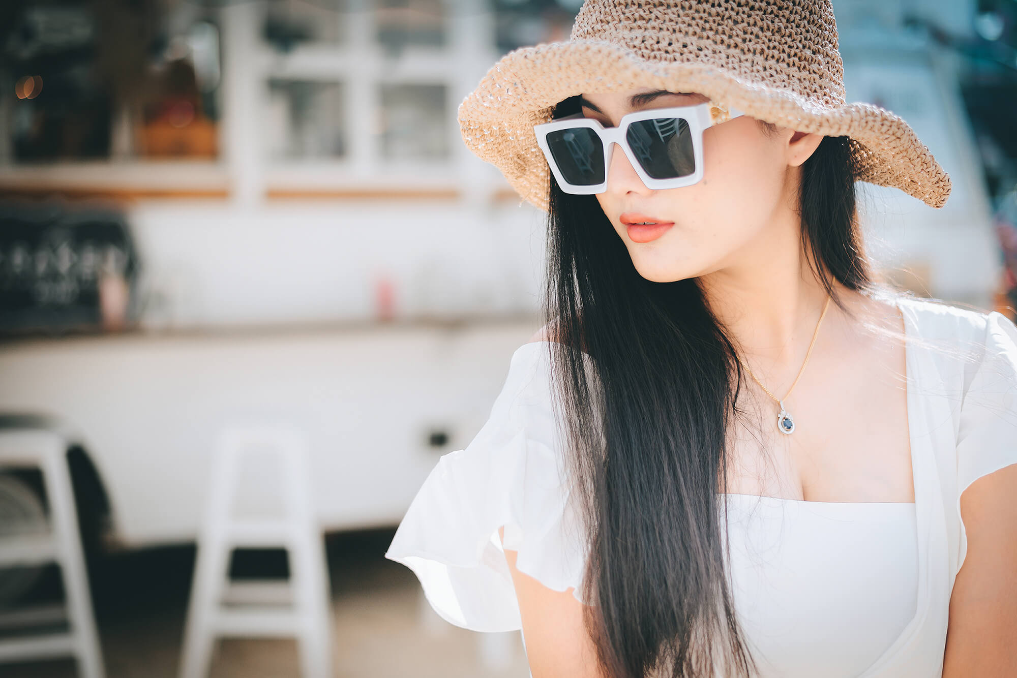 Café Portrait Photoshoot in Phuket