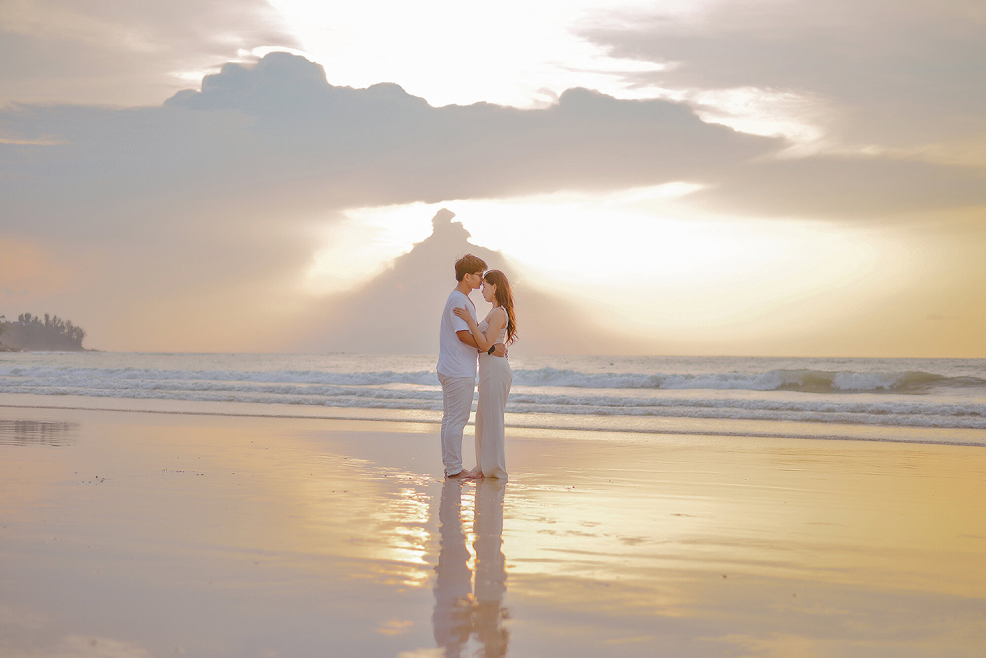 Couple Photoshoot by Fotorod Phuket Photographer