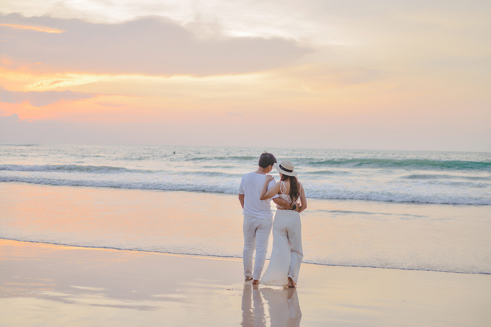 Couple Photoshoot by Fotorod Phuket Photographer