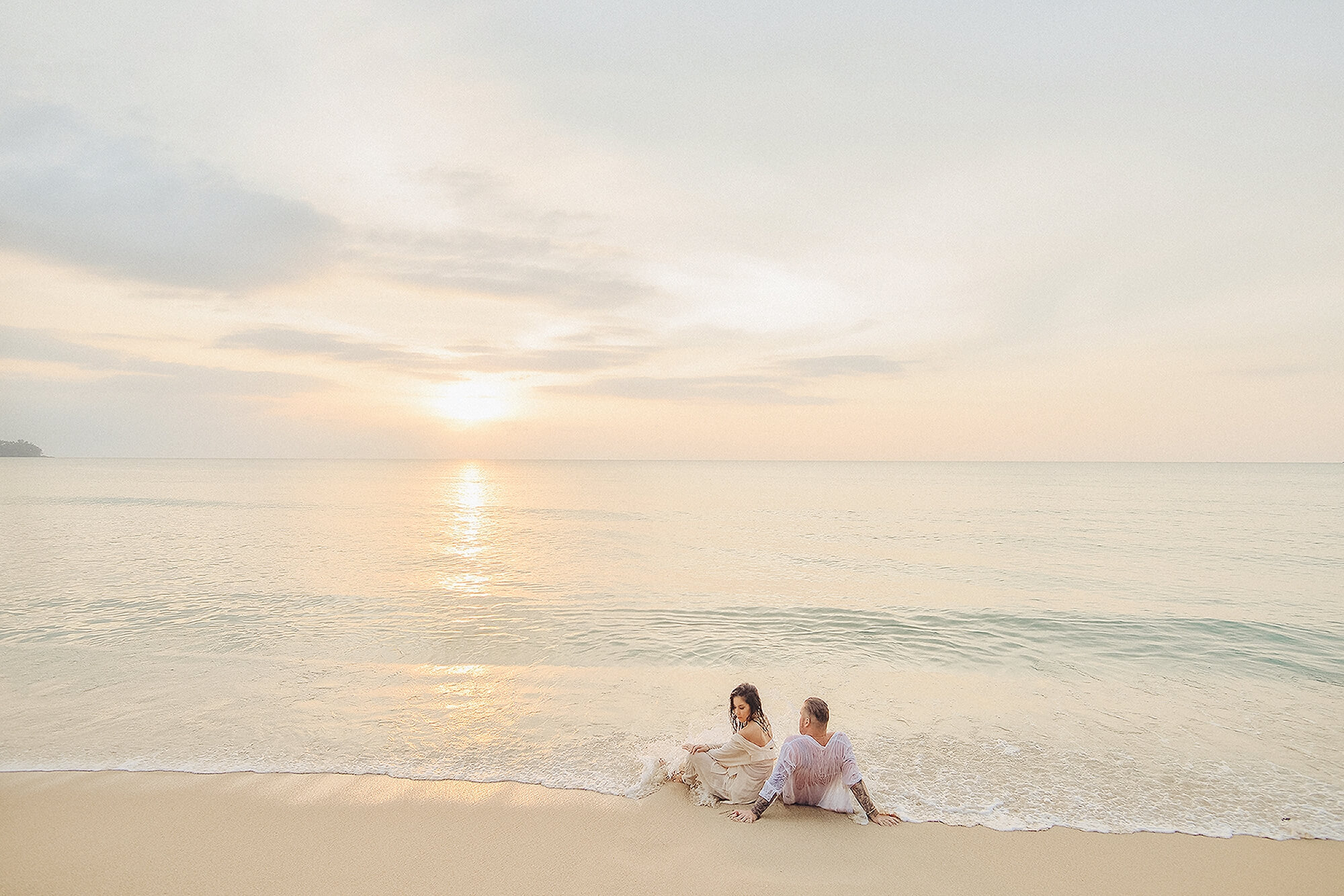 Engagement couple photographer in Phuket