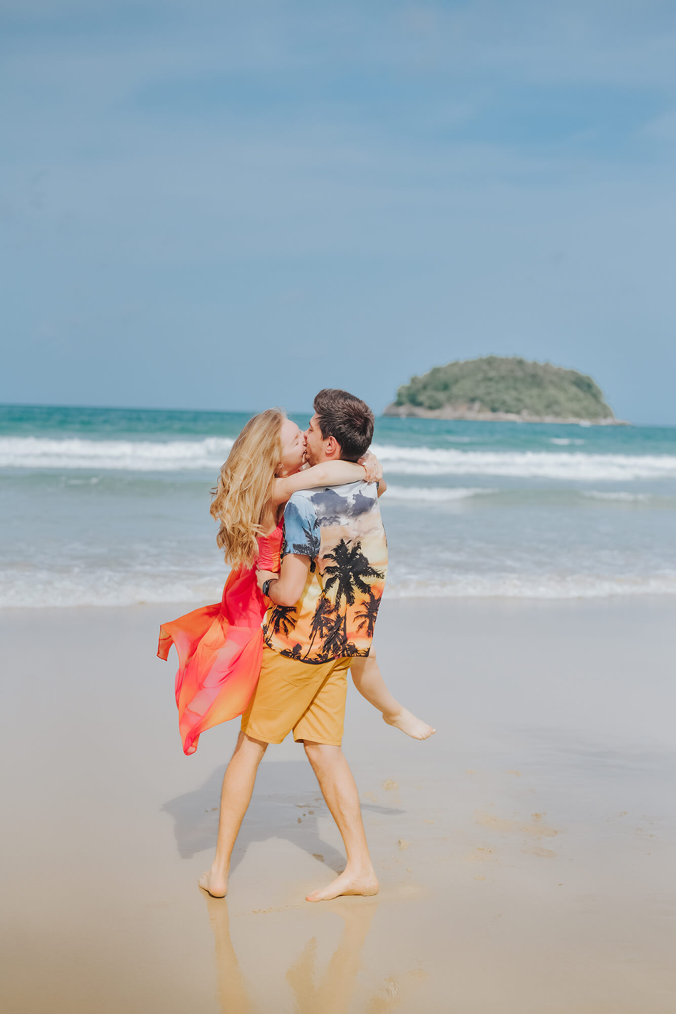 Honeymoon photographer in Phuket, Thailand