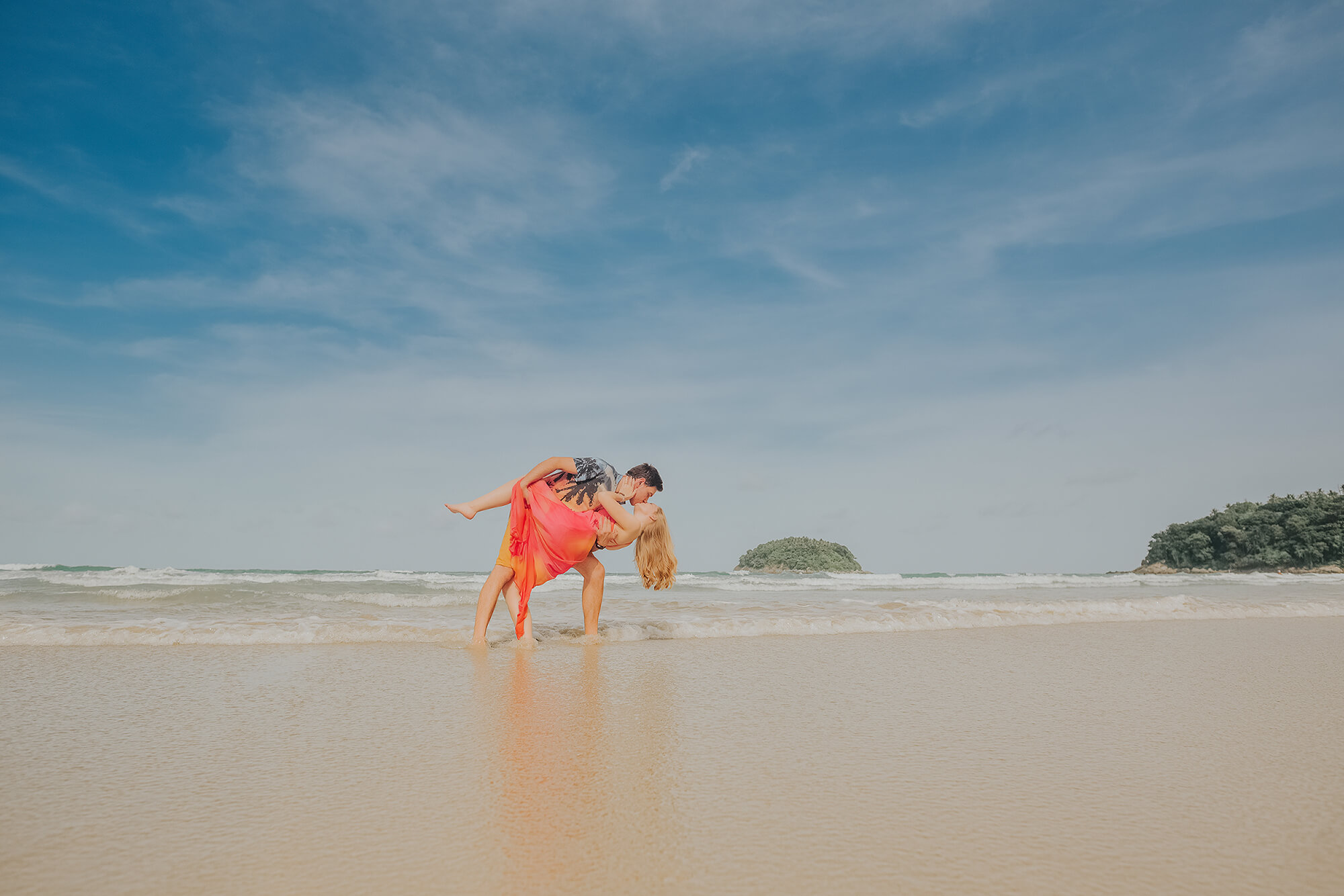 Honeymoon photographer in Phuket, Thailand