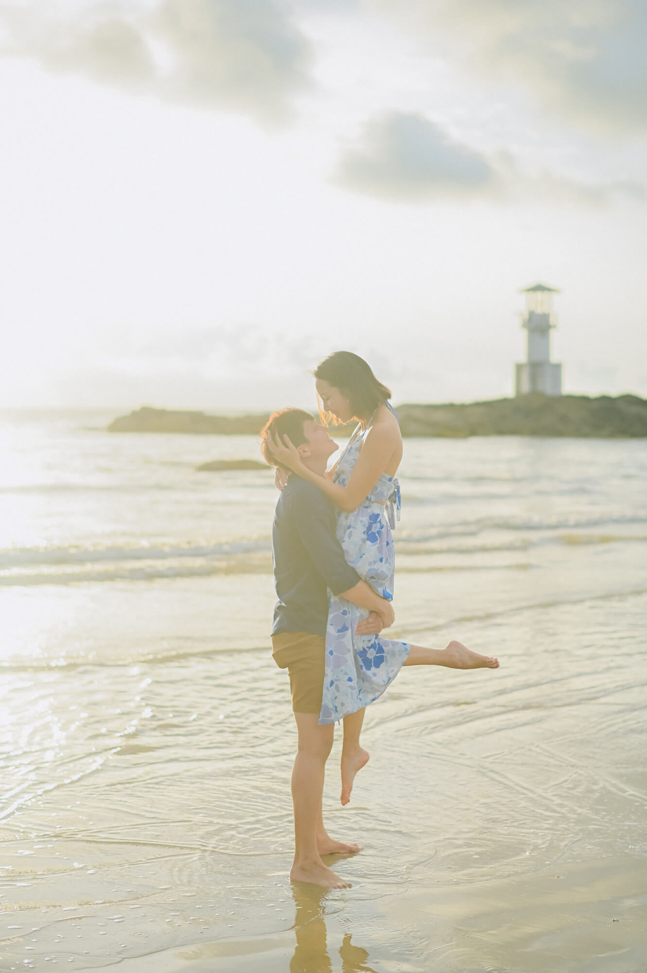 Khao Lak engagement photoshoot by Fotorod