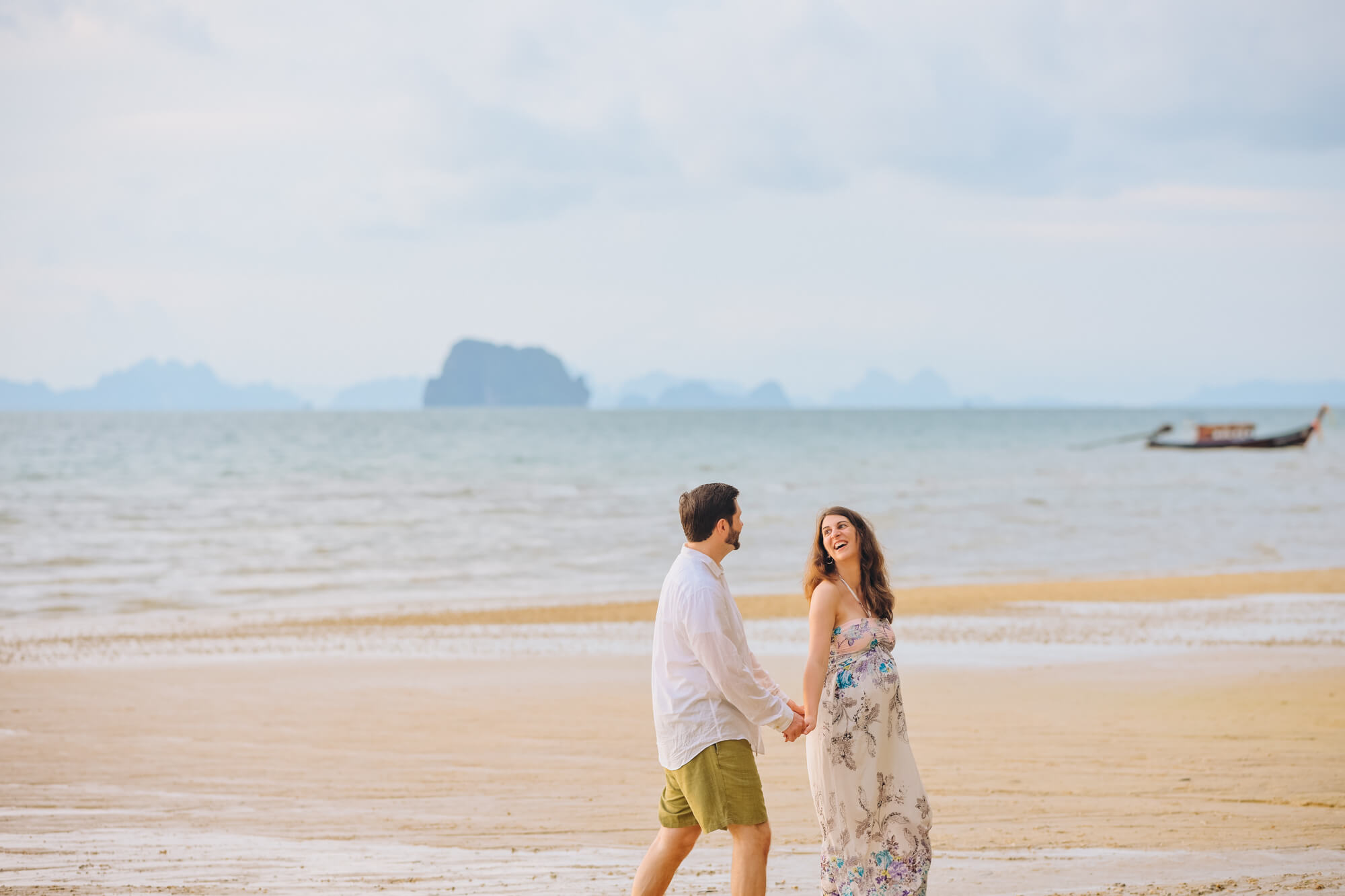 Tubkaak-Krabi Maternity Photographer