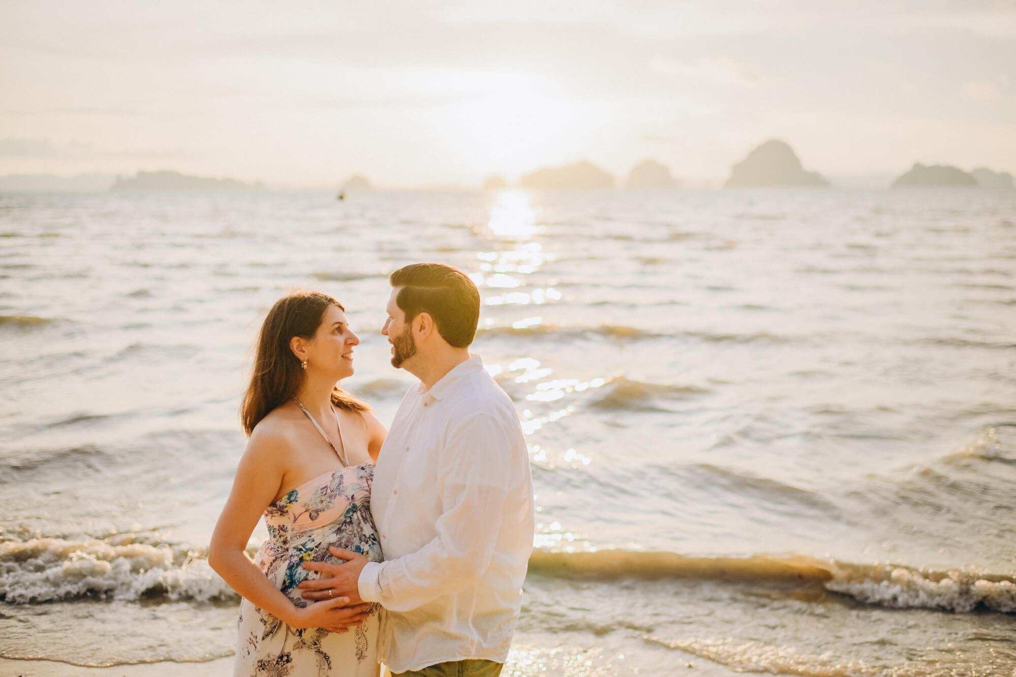 Tubkaak-Krabi Maternity Photographer