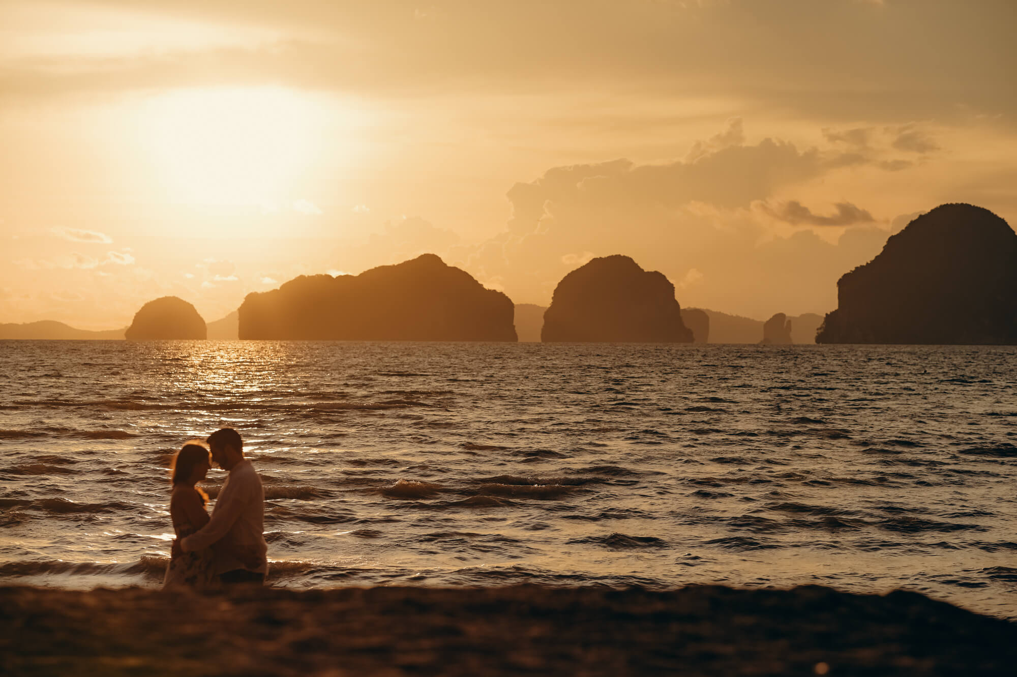 Tubkaak-Krabi Maternity Photographer