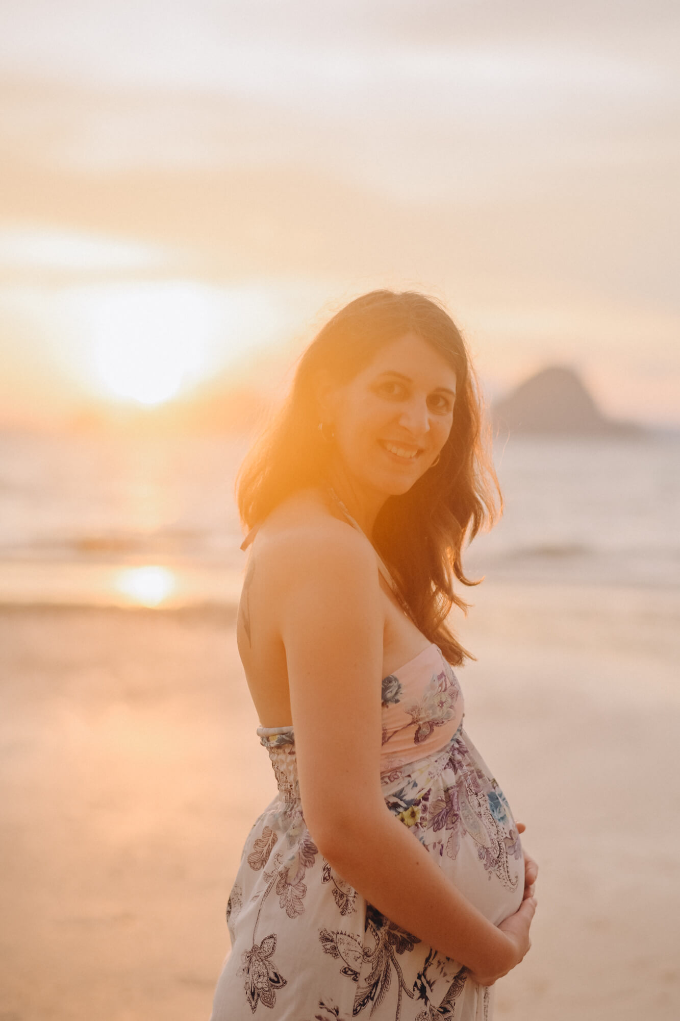 Tubkaak-Krabi Maternity Photographer