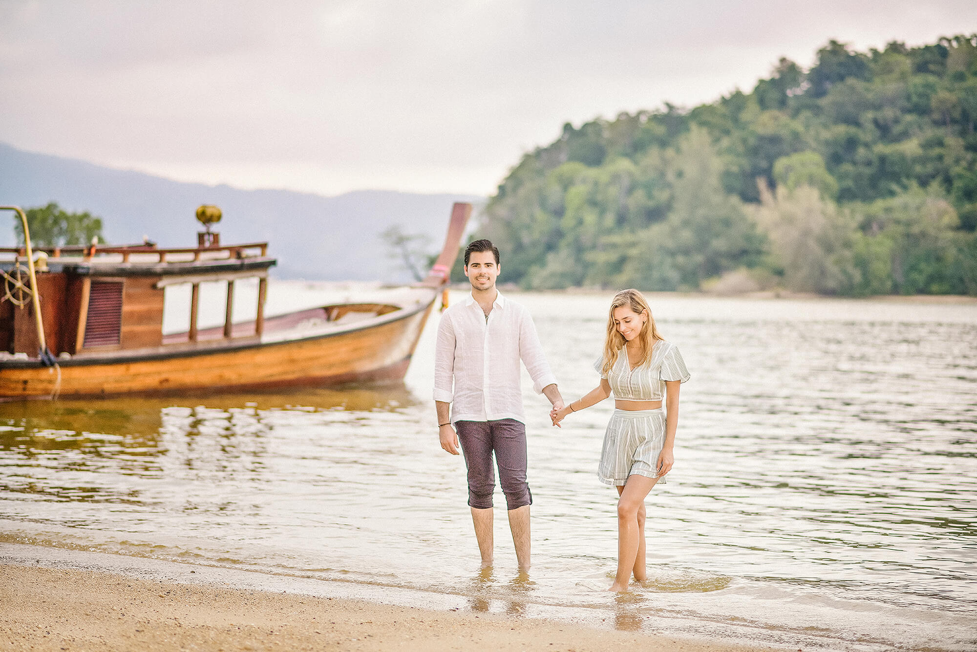 Looking for Honeymoon Phuket Photographer