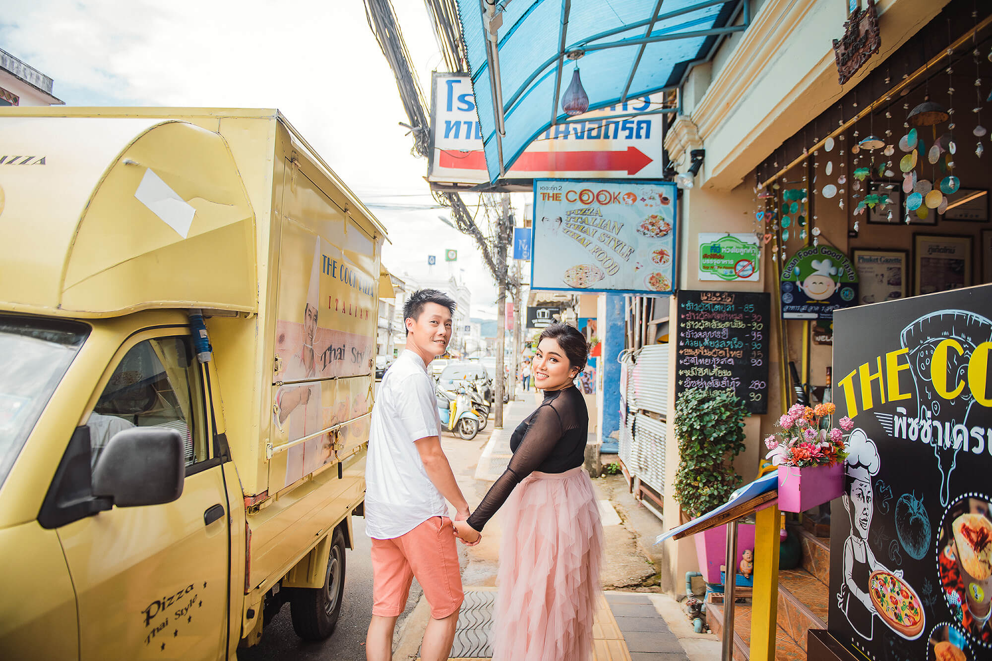Couple Photoshoot at  Phuket Old Town