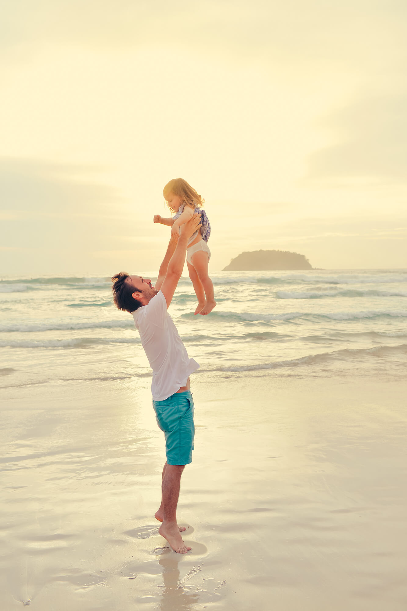 Family photographer in Phuket