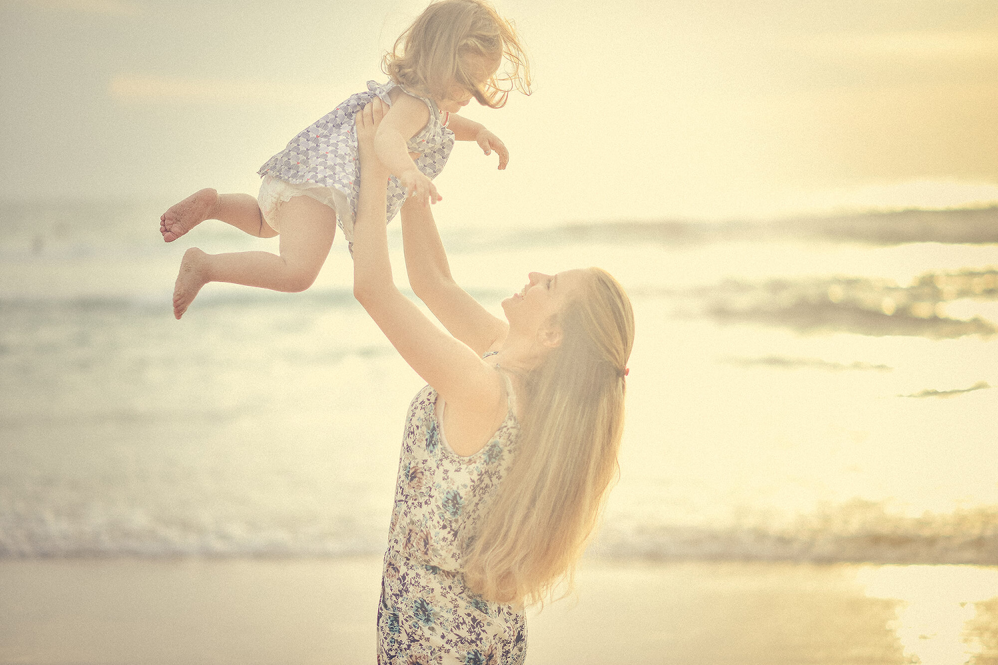 Family photographer in Phuket