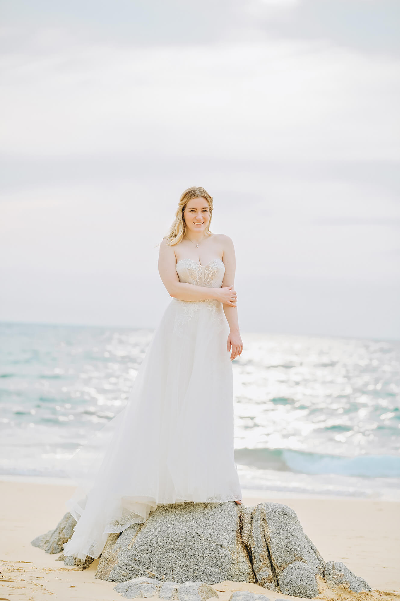 Honeymoon vacation photoshoot in Phuket