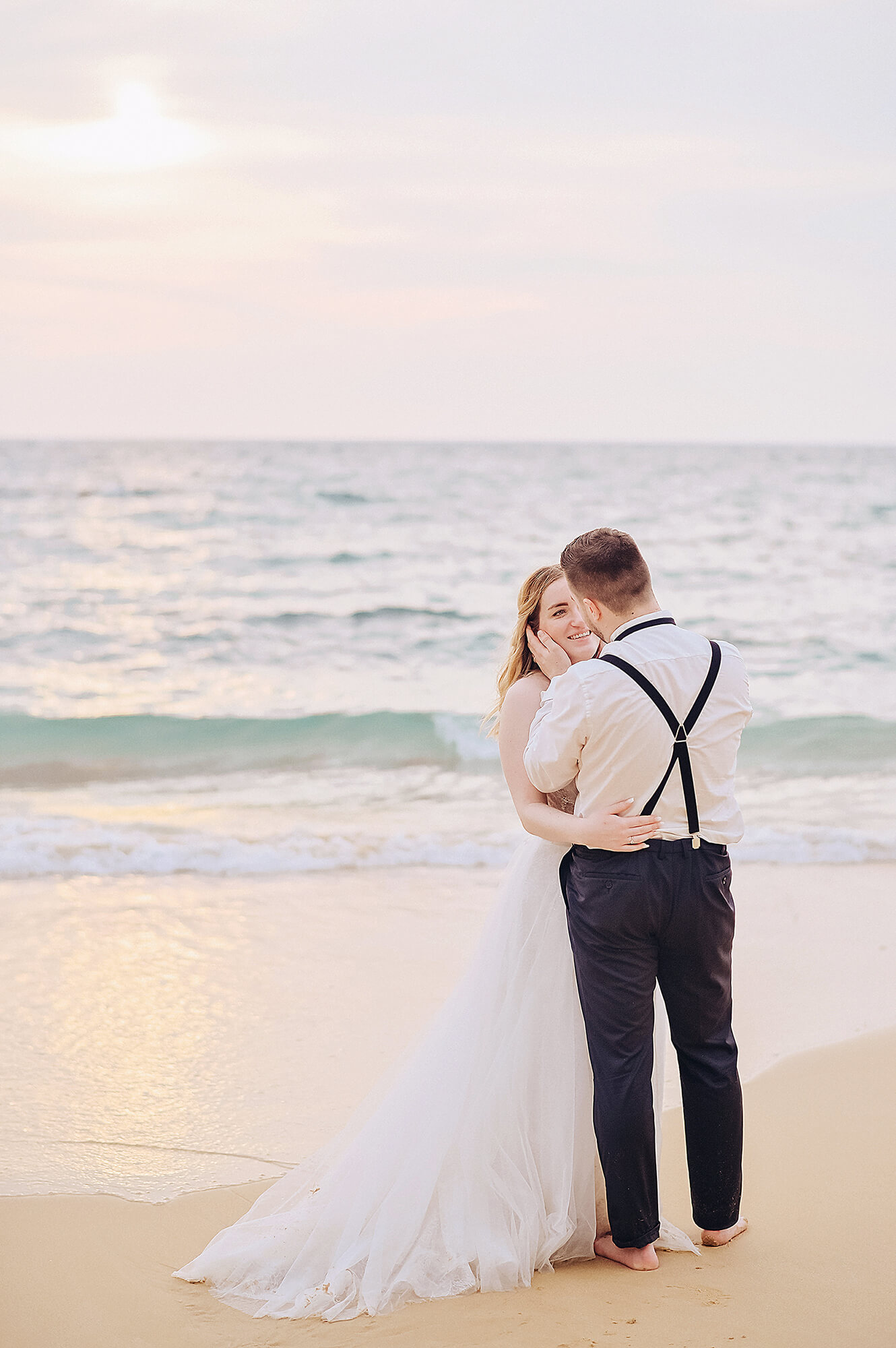 Honeymoon vacation photoshoot in Phuket