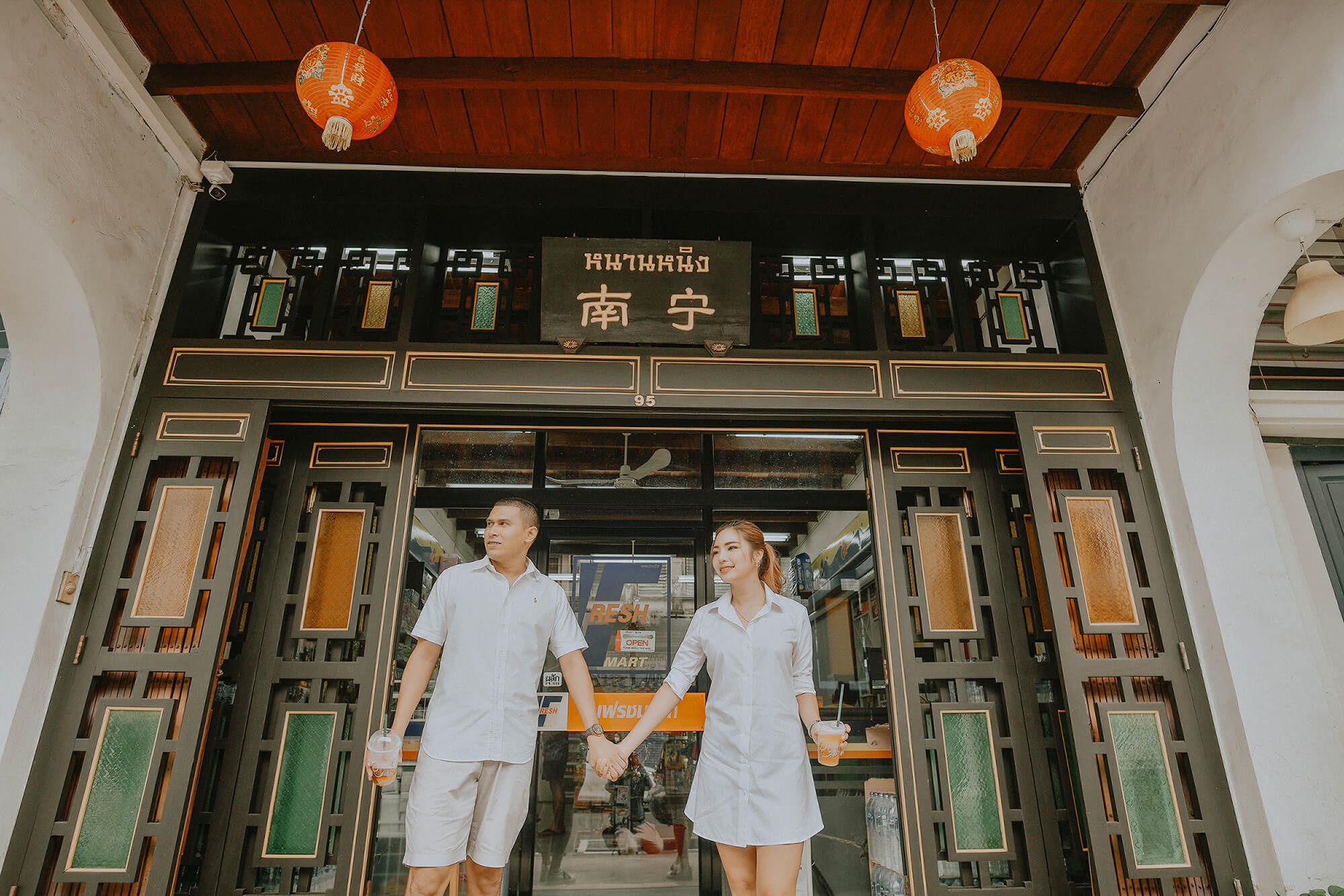 Phuket old town couple street photoshoot