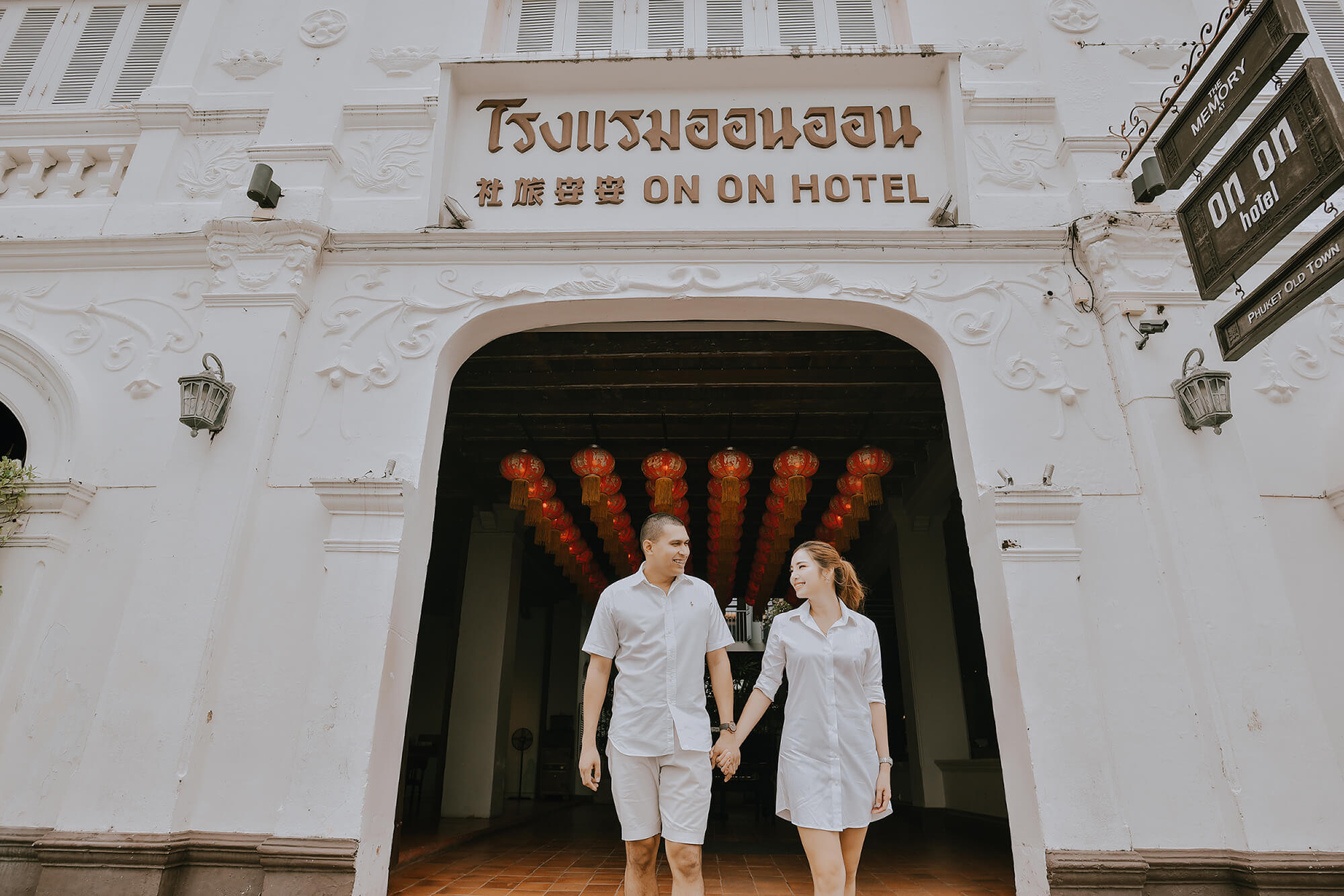 Phuket old town couple street photoshoot