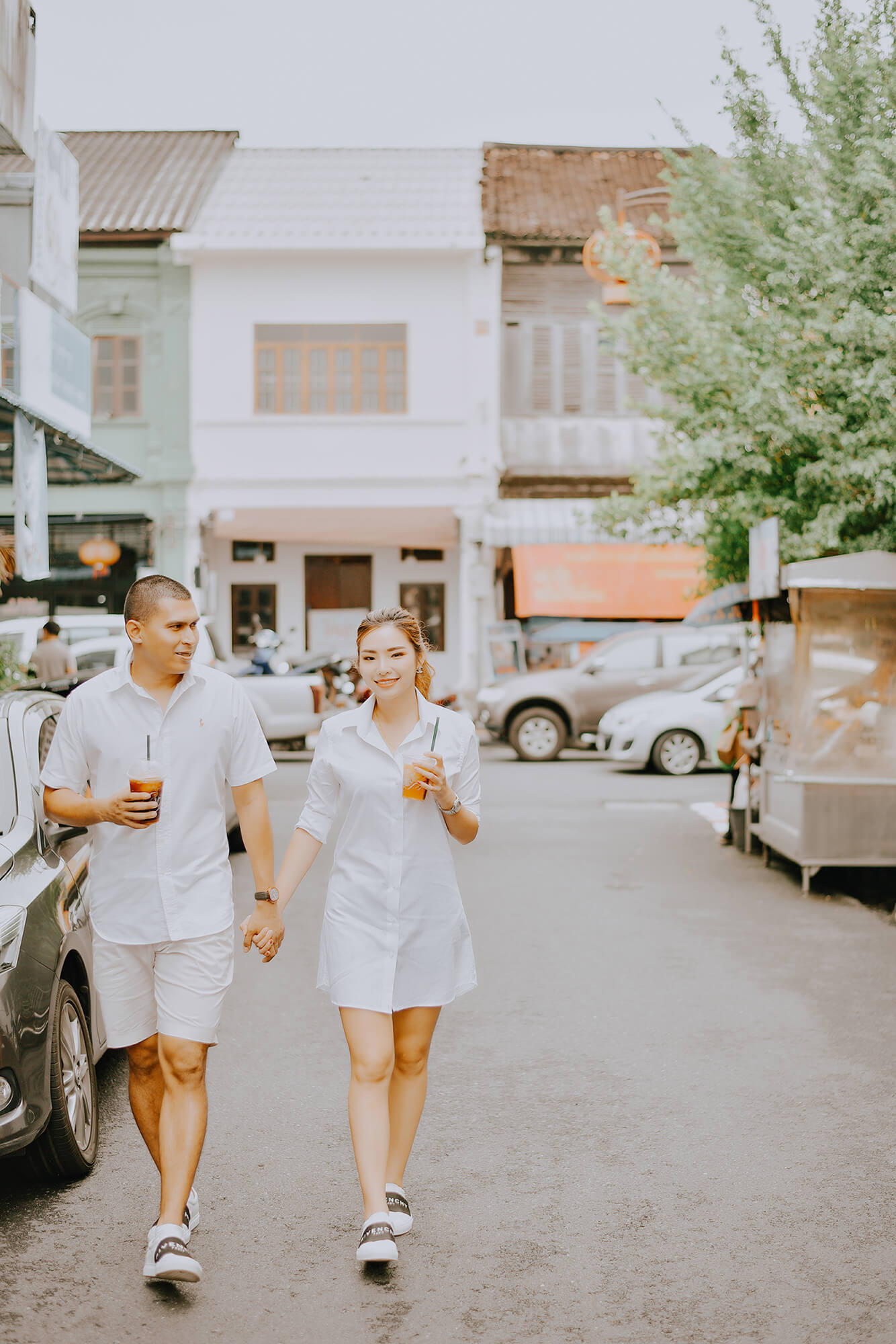 Phuket old town couple street photoshoot