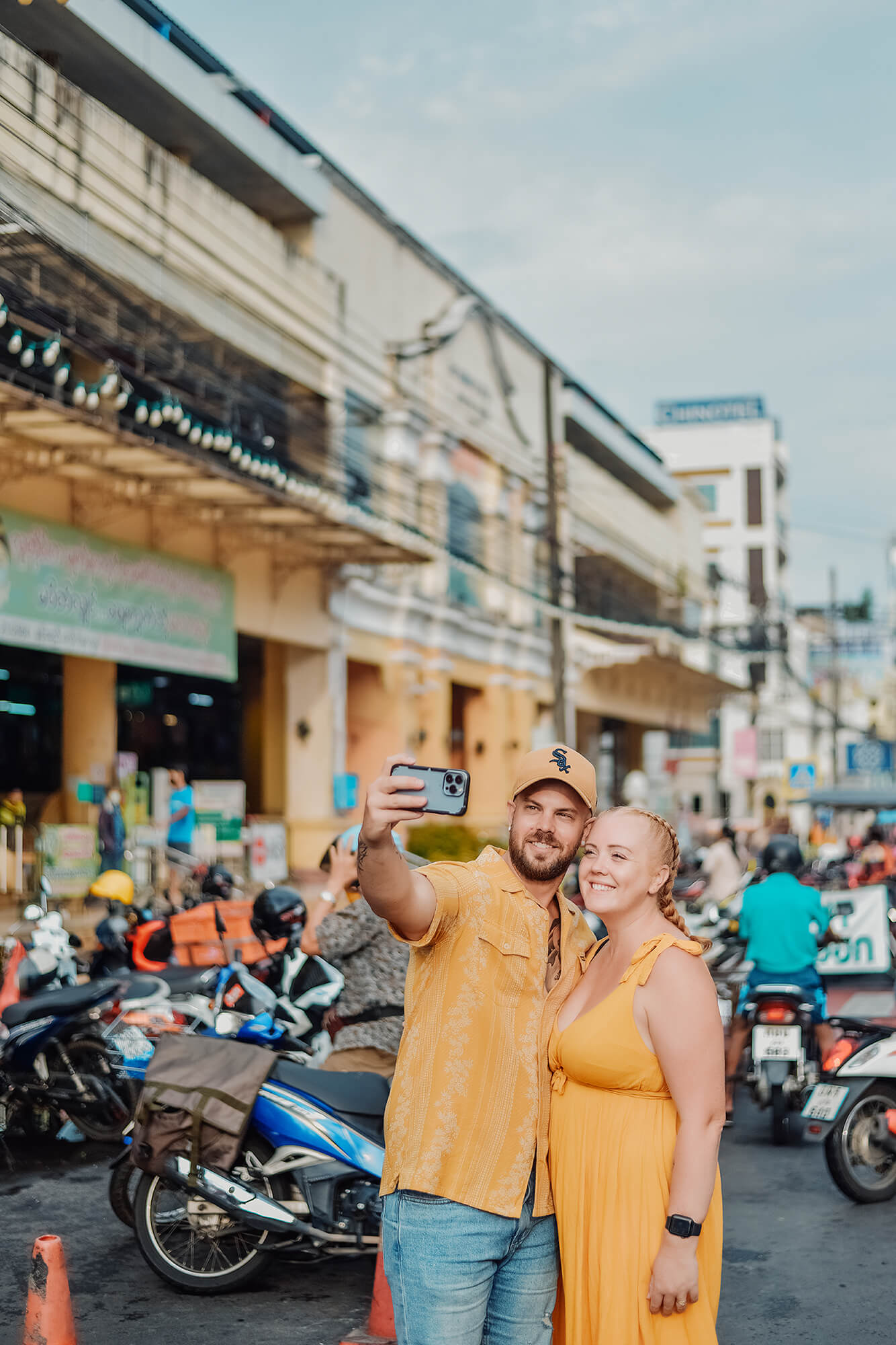 Couples Photoshoot in Phuket Town