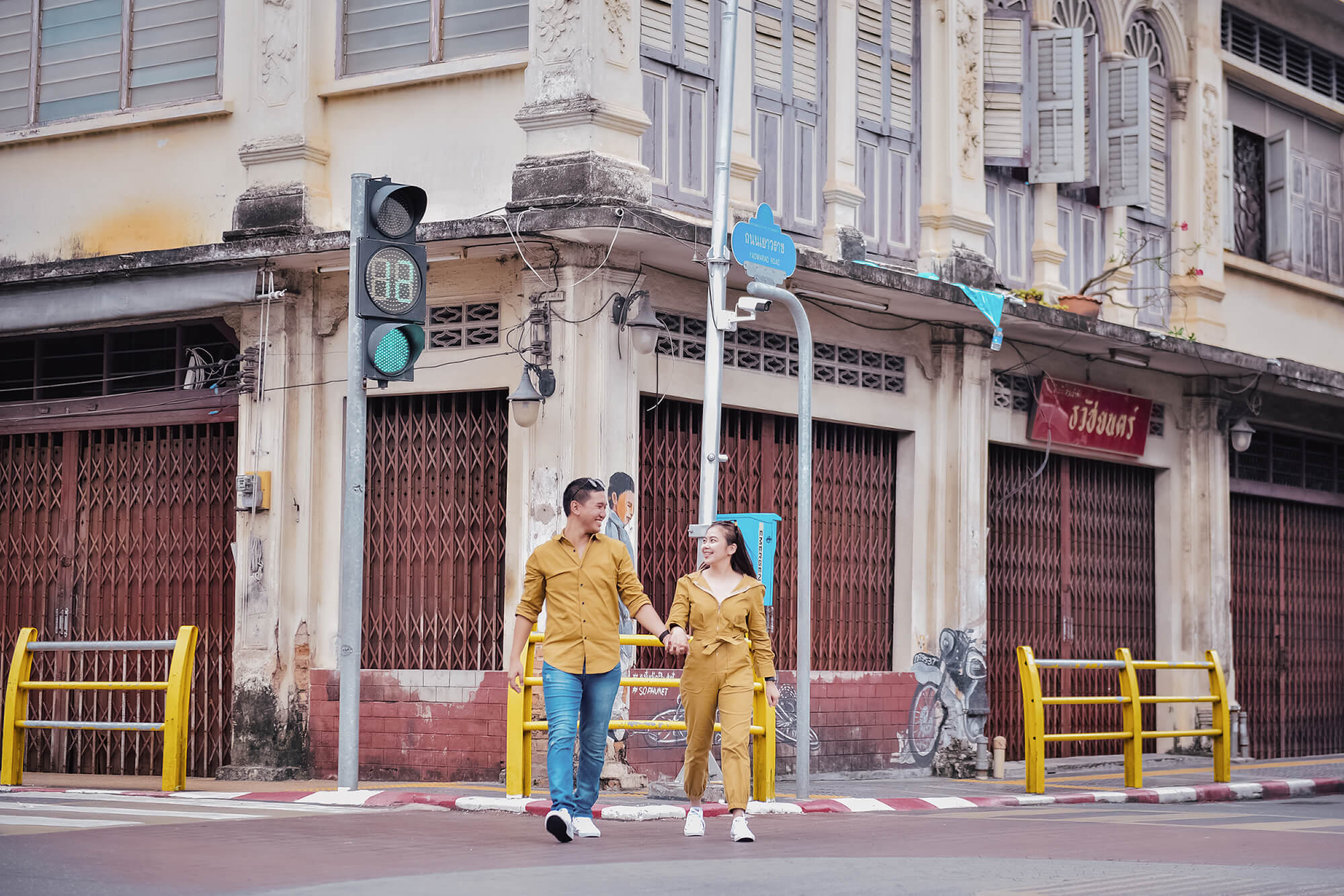 Phuket Old Town couple street photoshoot