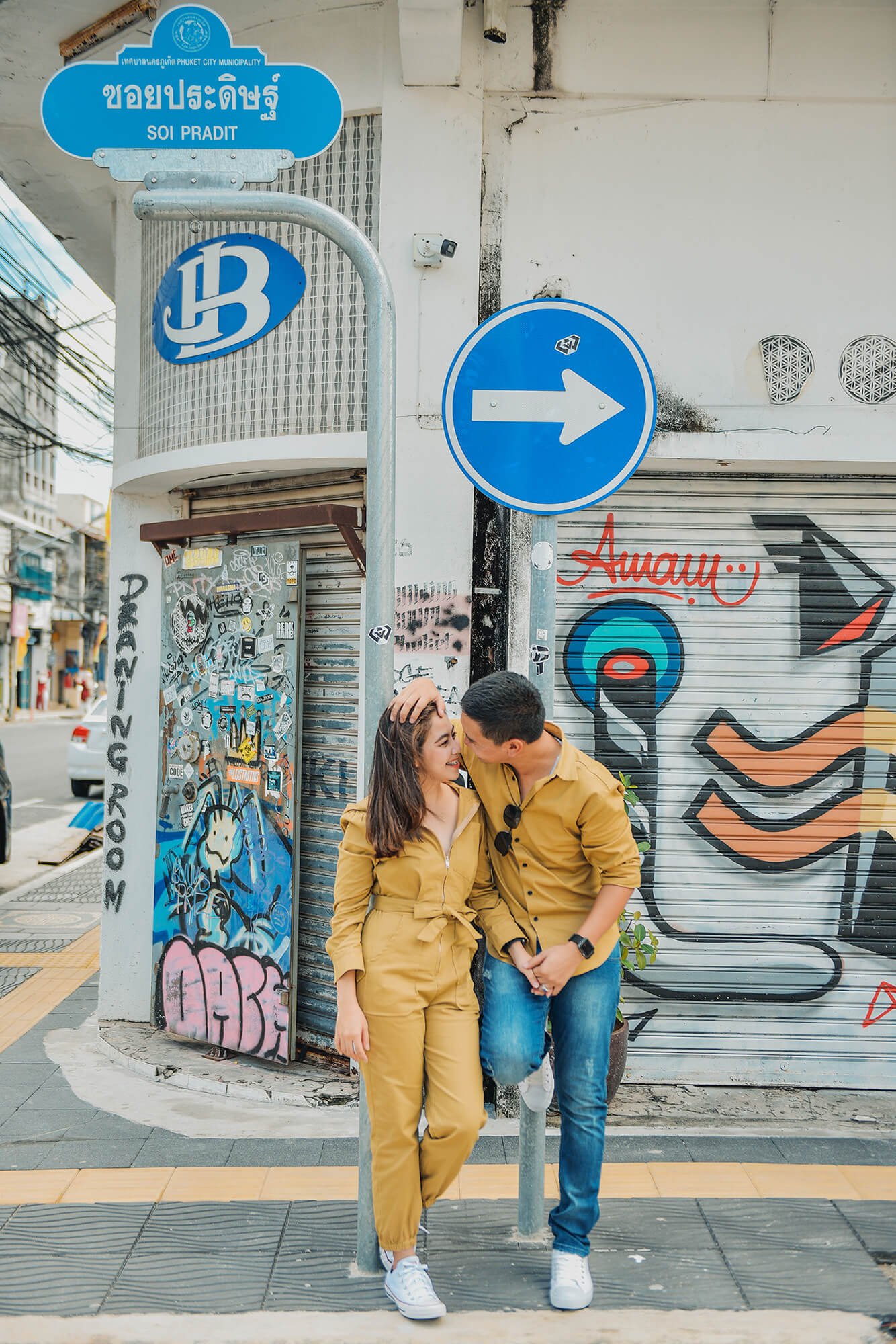 Phuket Old Town couple street photoshoot