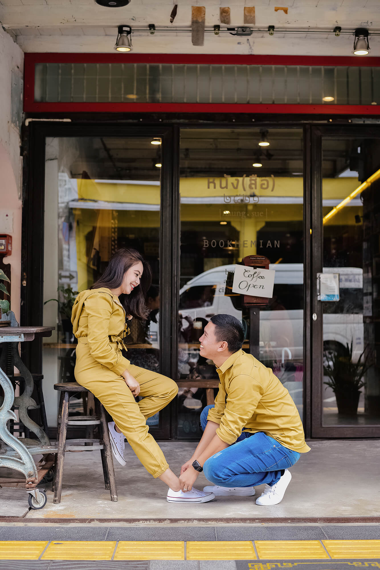 Phuket Old Town couple street photoshoot