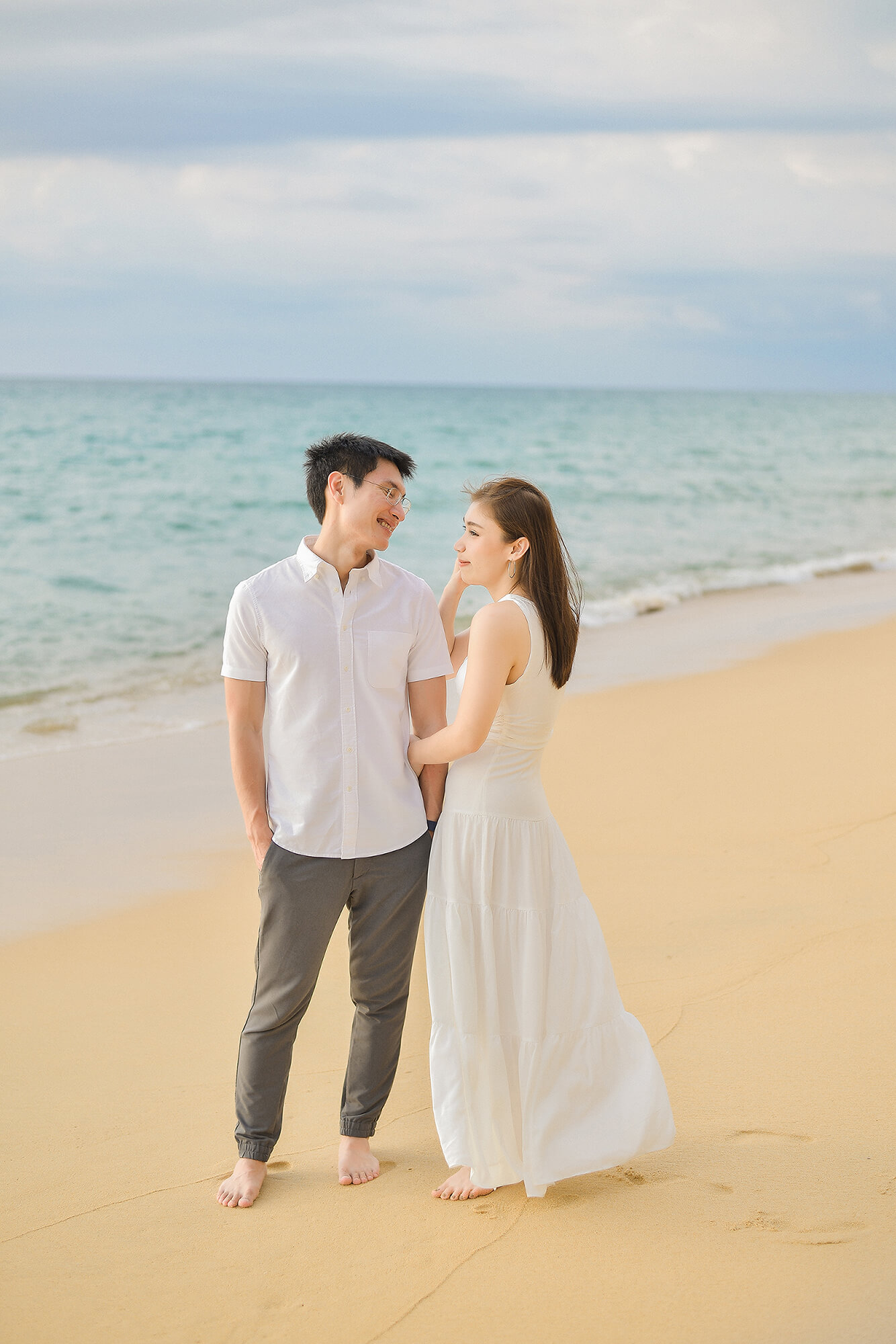 Phuket beach honeymoon photographer