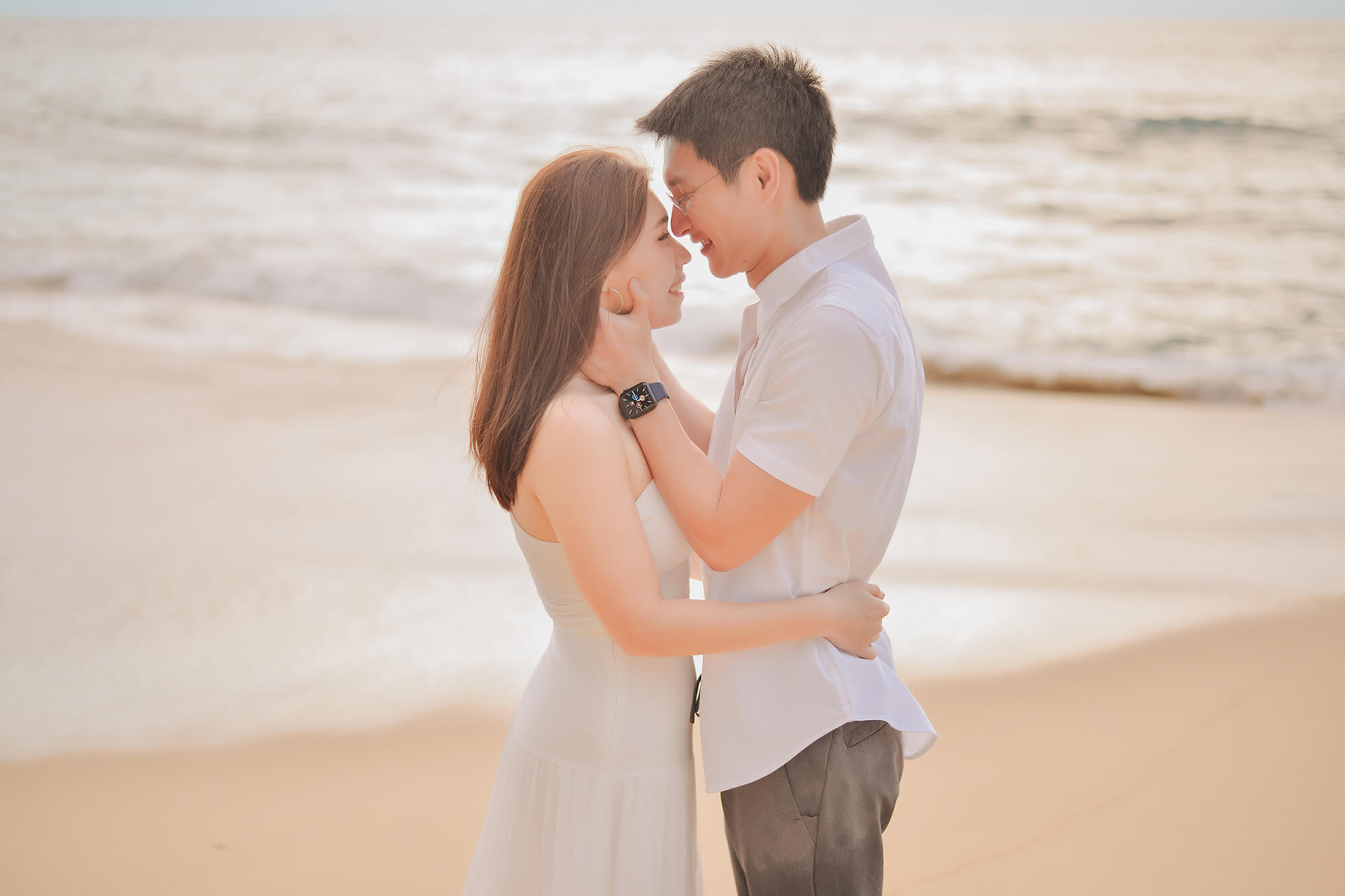 Phuket beach honeymoon photographer