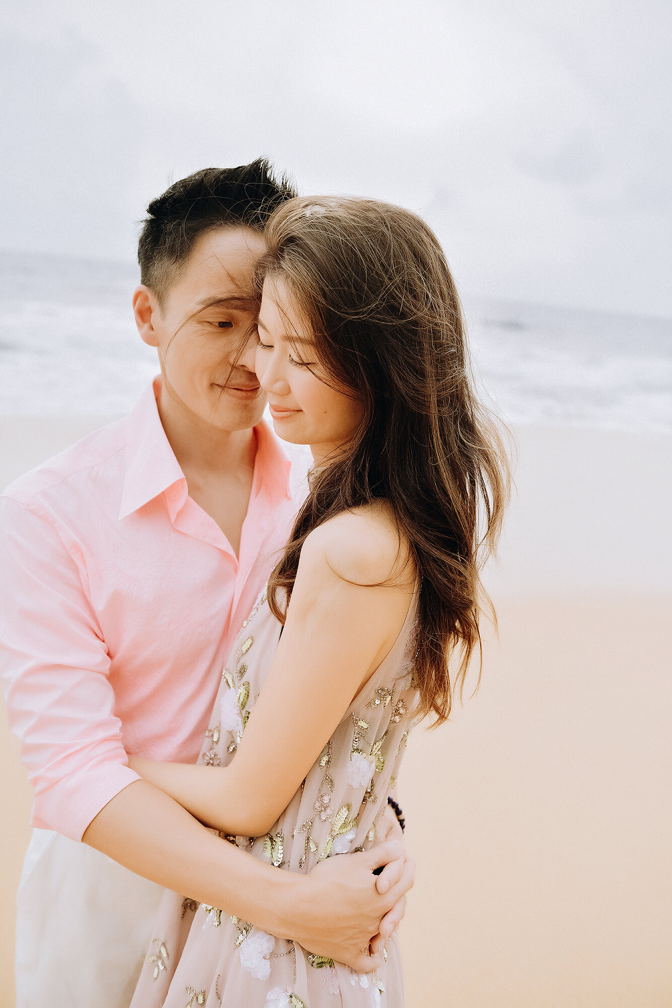 Professional honeymoon photographer in Phuket