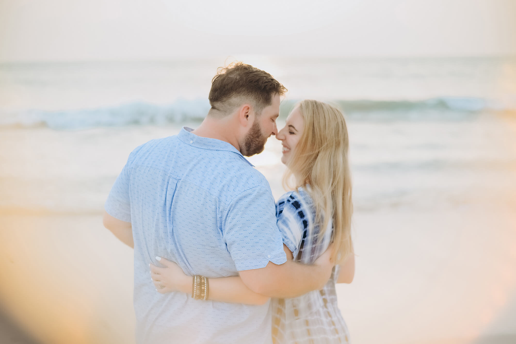 Romantic Khaolak honeymoon photoshoot