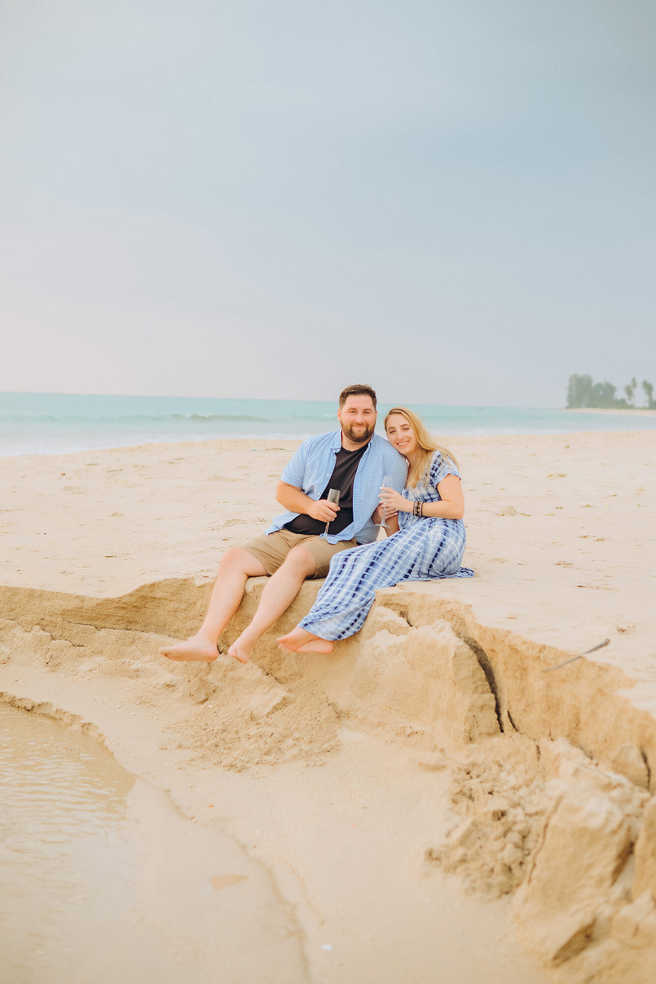 Romantic Khaolak honeymoon photoshoot