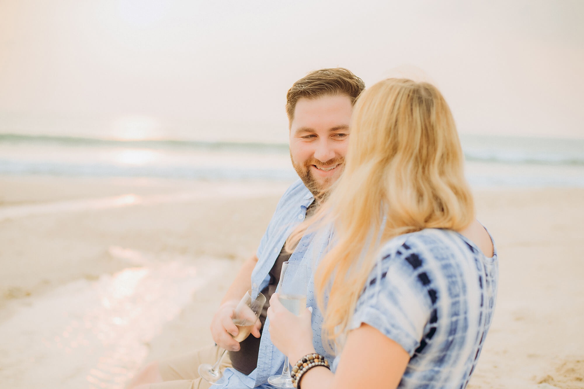 Romantic Khaolak honeymoon photoshoot