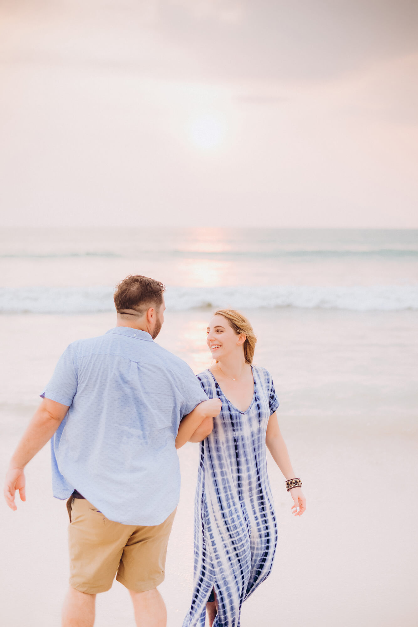 Romantic Khaolak honeymoon photoshoot