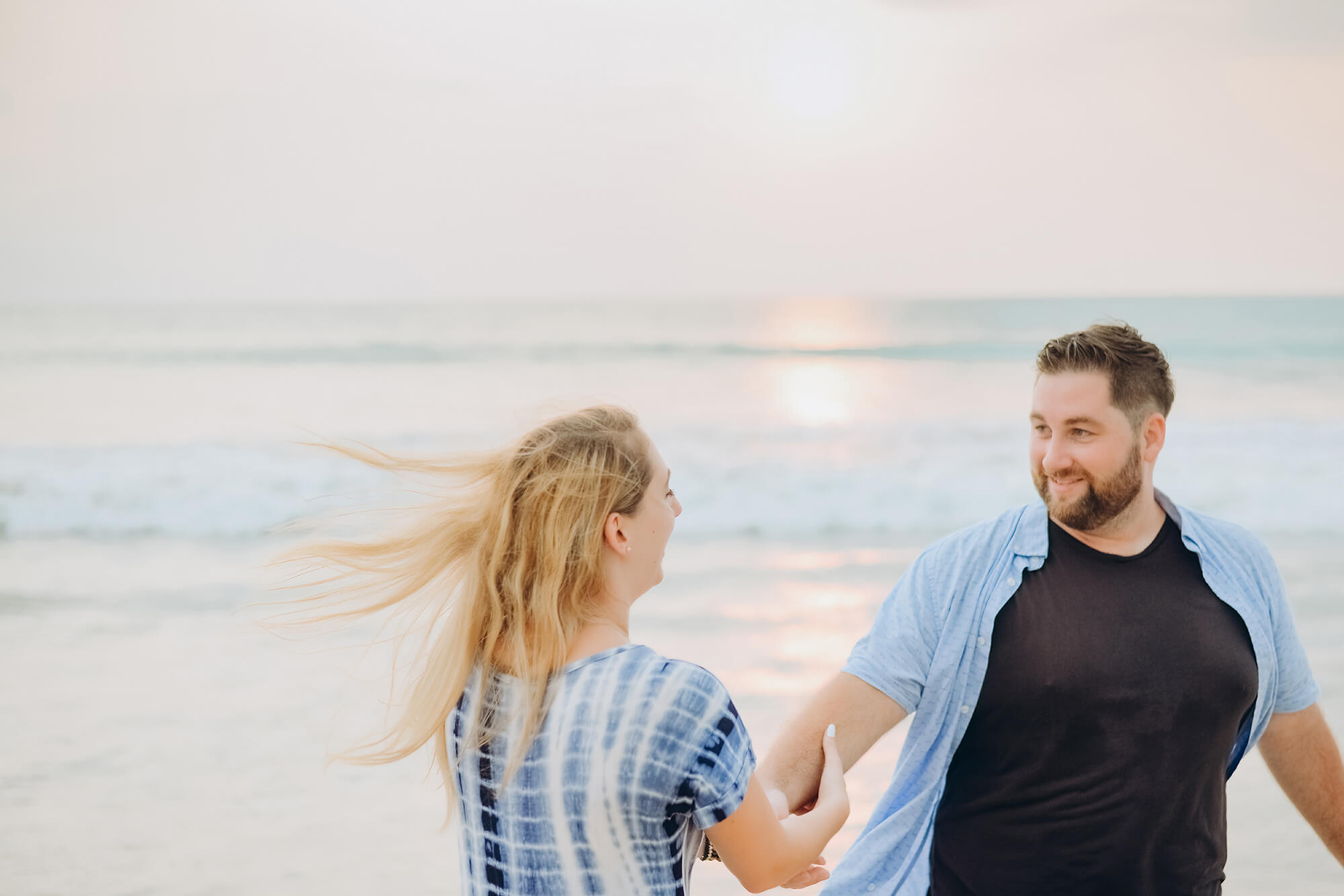 Romantic Khaolak honeymoon photoshoot