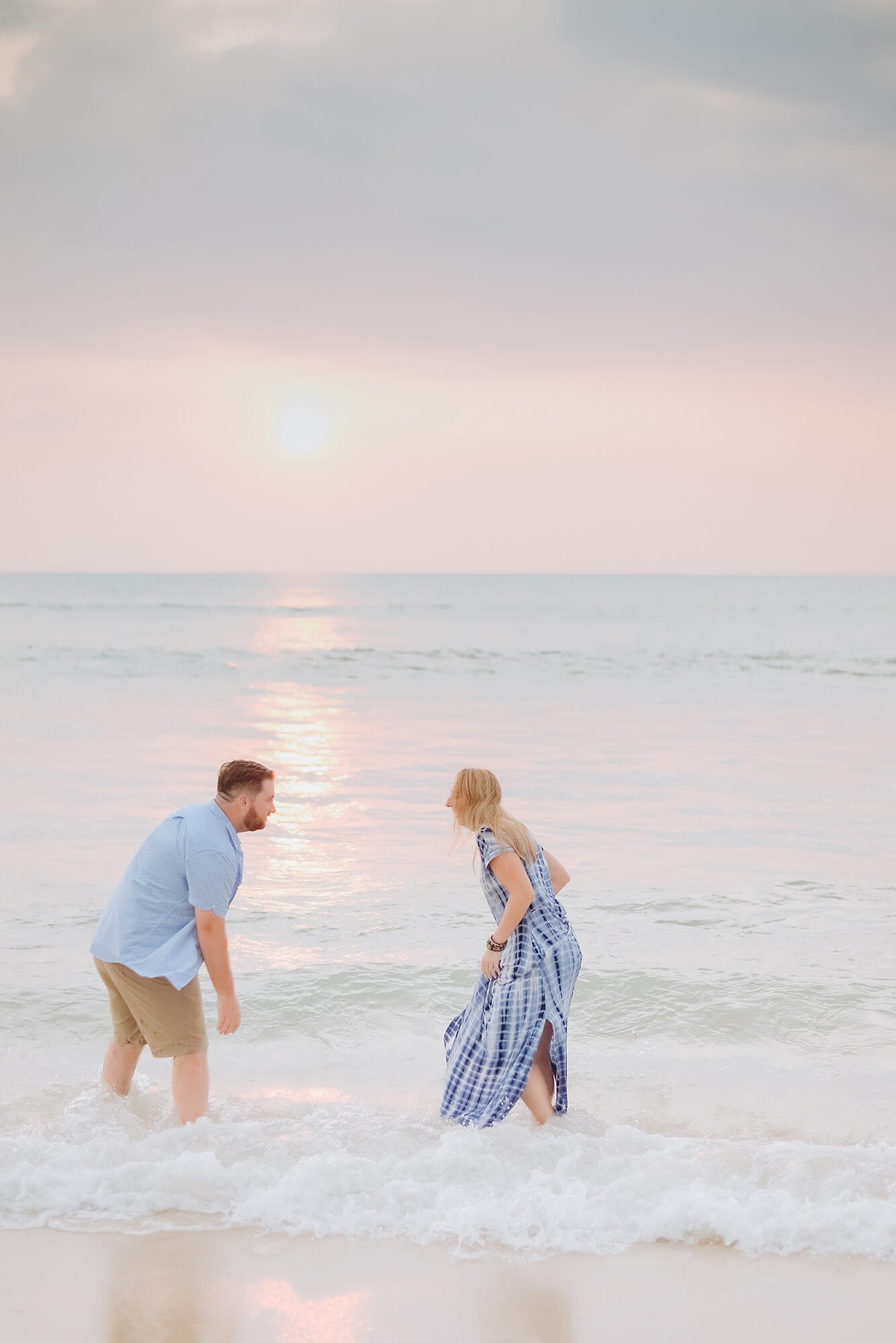 Romantic Khaolak honeymoon photoshoot