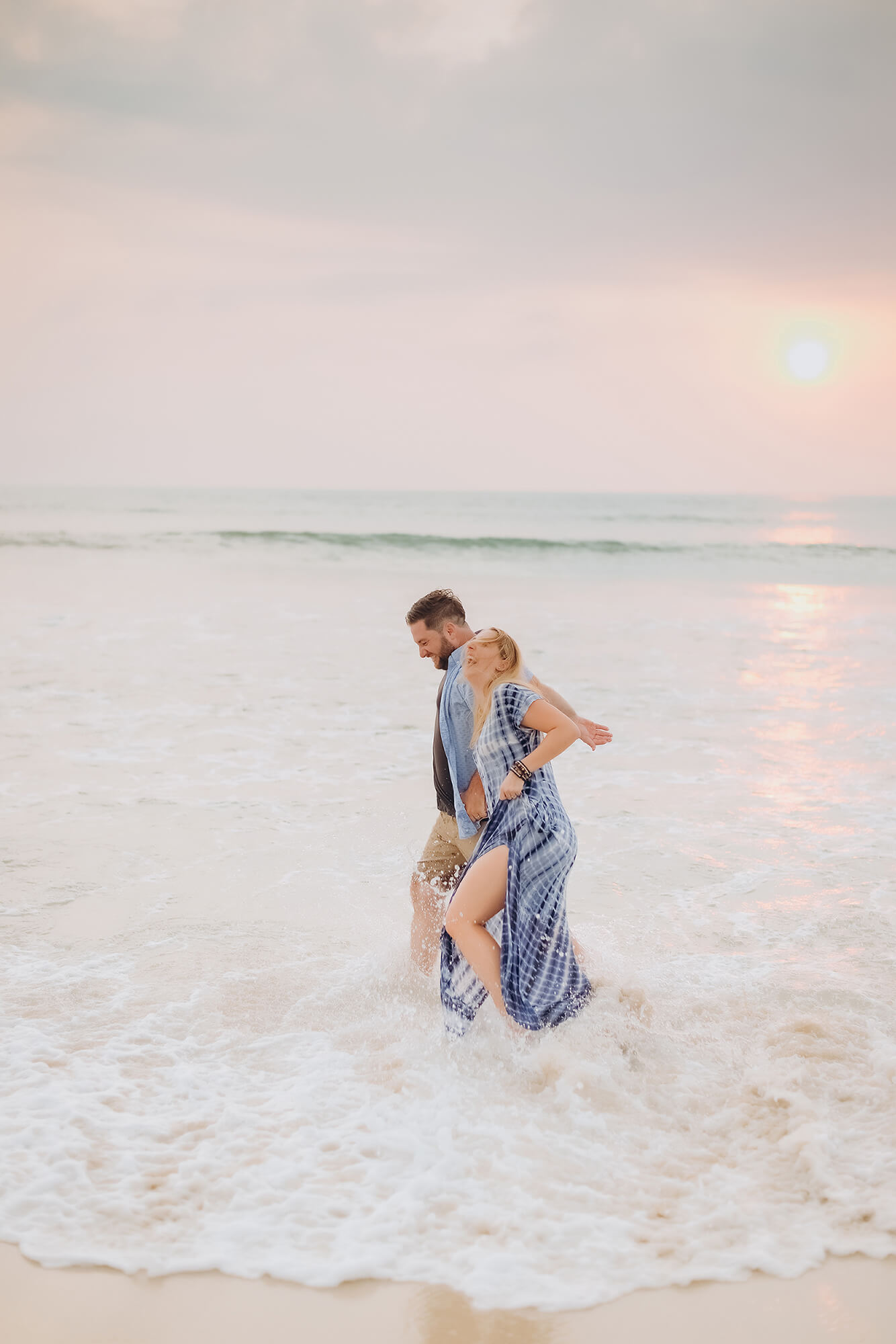 Romantic Khaolak honeymoon photoshoot