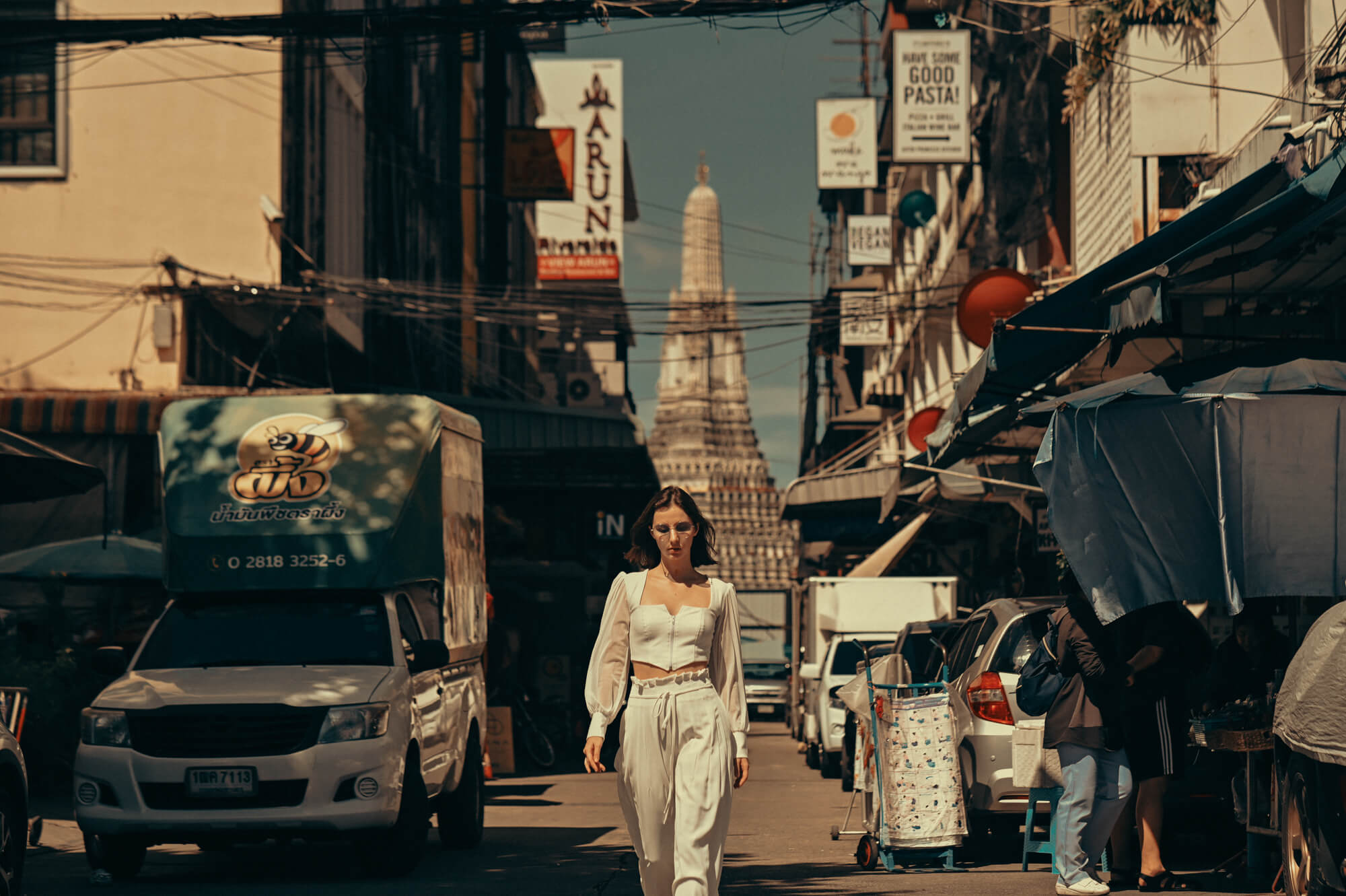 Authentic Street Life in Bangkok – Morning Market Moments