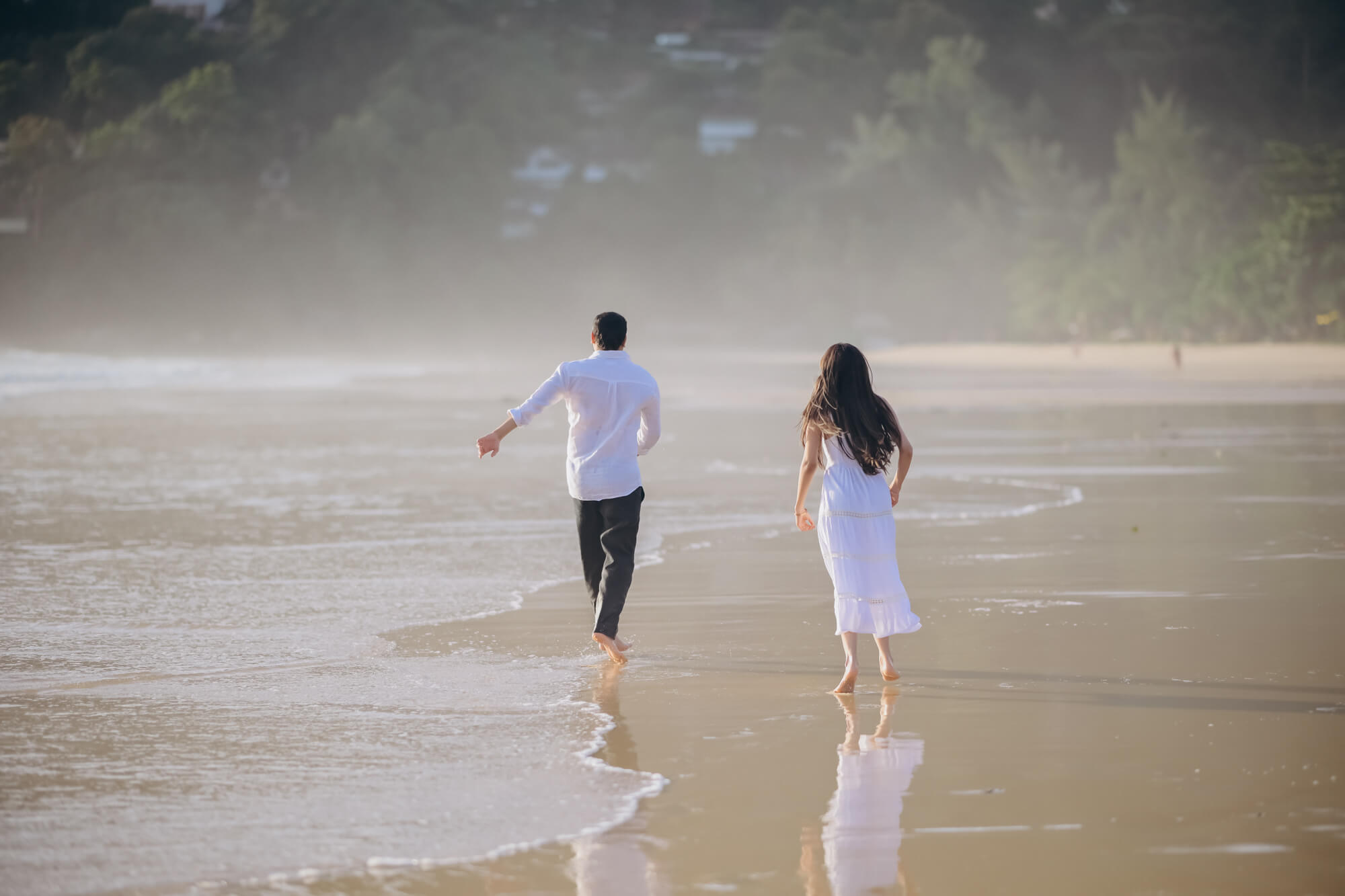 Honeymoon vacation photoshoot in Phuket