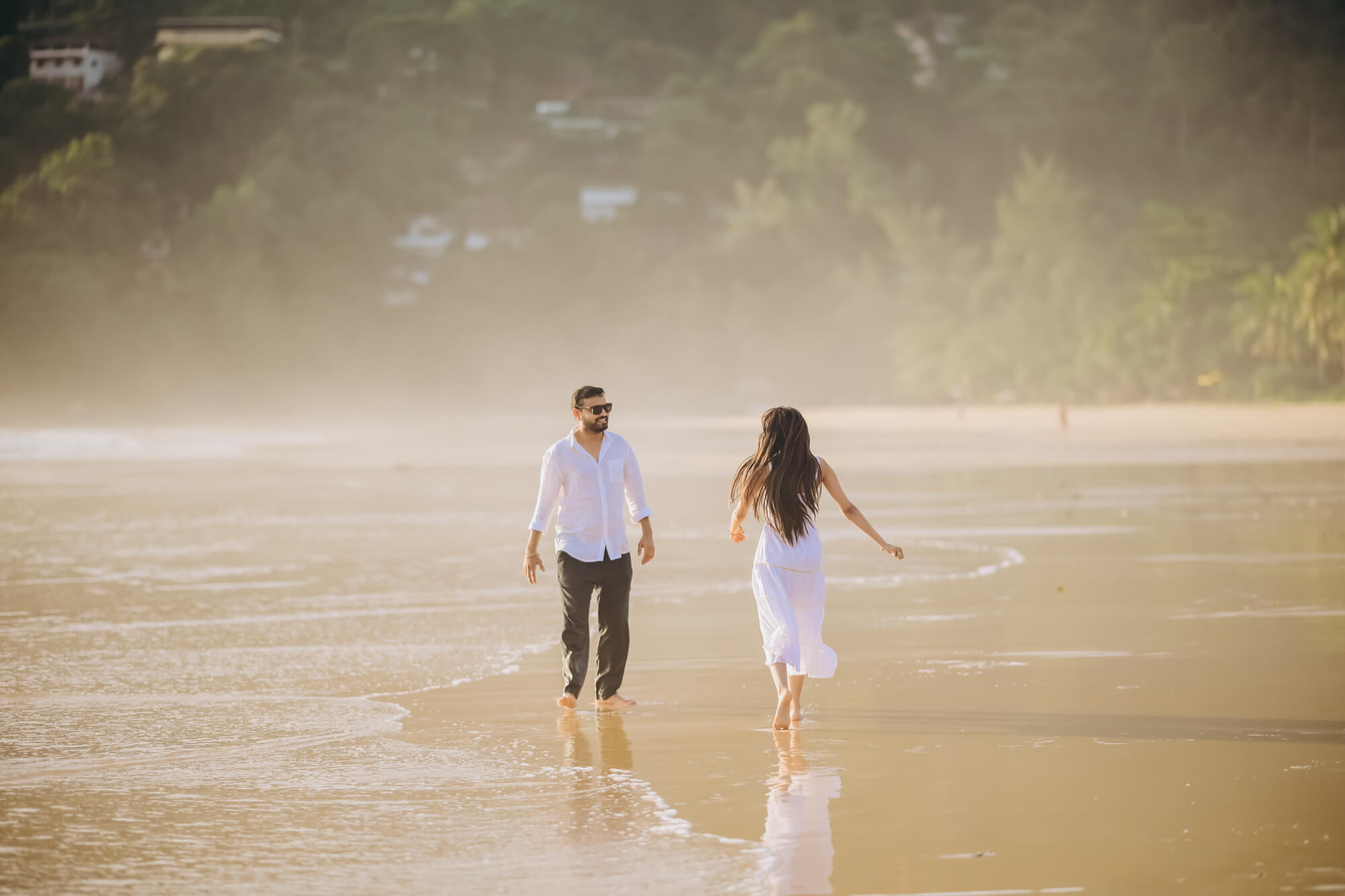Honeymoon vacation photoshoot in Phuket